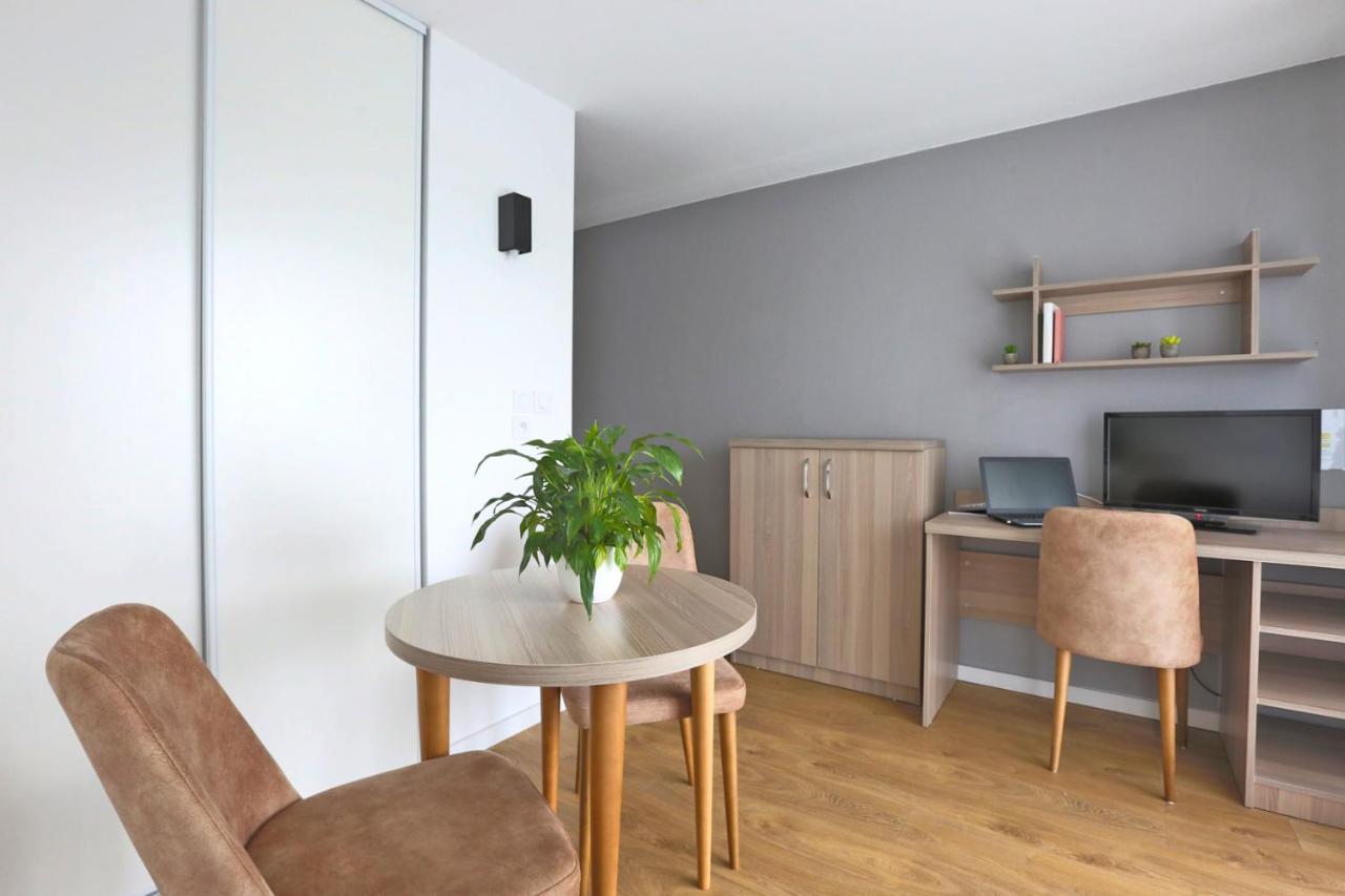 Kosy Appart'Hotels - La Maison Des Chercheurs Vandoeuvre-les-Nancy Luaran gambar
