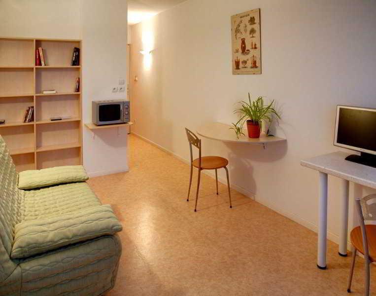 Kosy Appart'Hotels - La Maison Des Chercheurs Vandoeuvre-les-Nancy Luaran gambar
